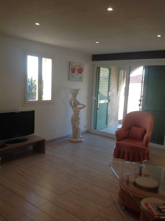 Apartement Alba Oletta Buitenkant foto